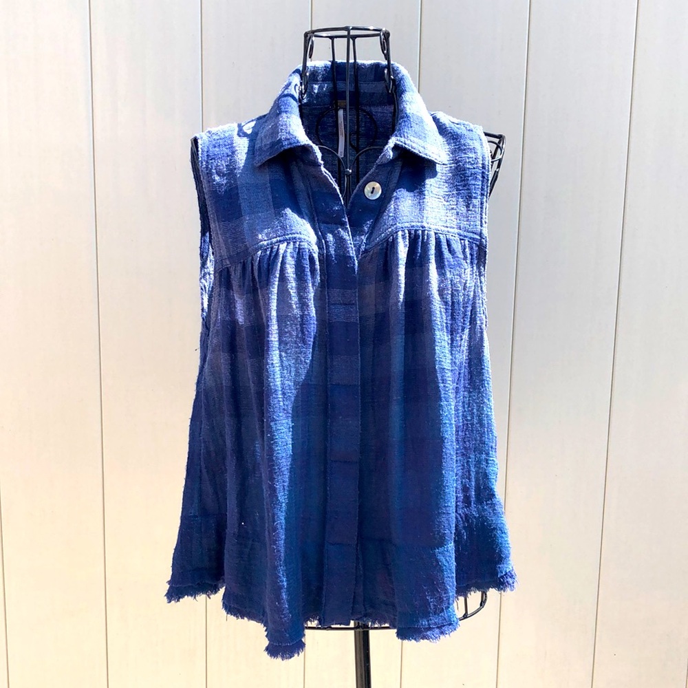 💰SOLD💰Free people soft denim top